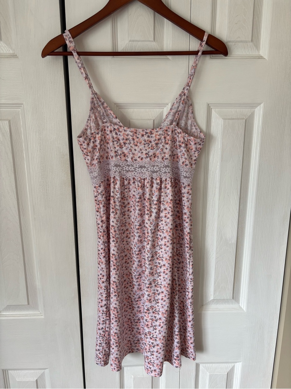 La Vie En Rose Floral Lace Nightgown Size Medium - Picture 6 of 12